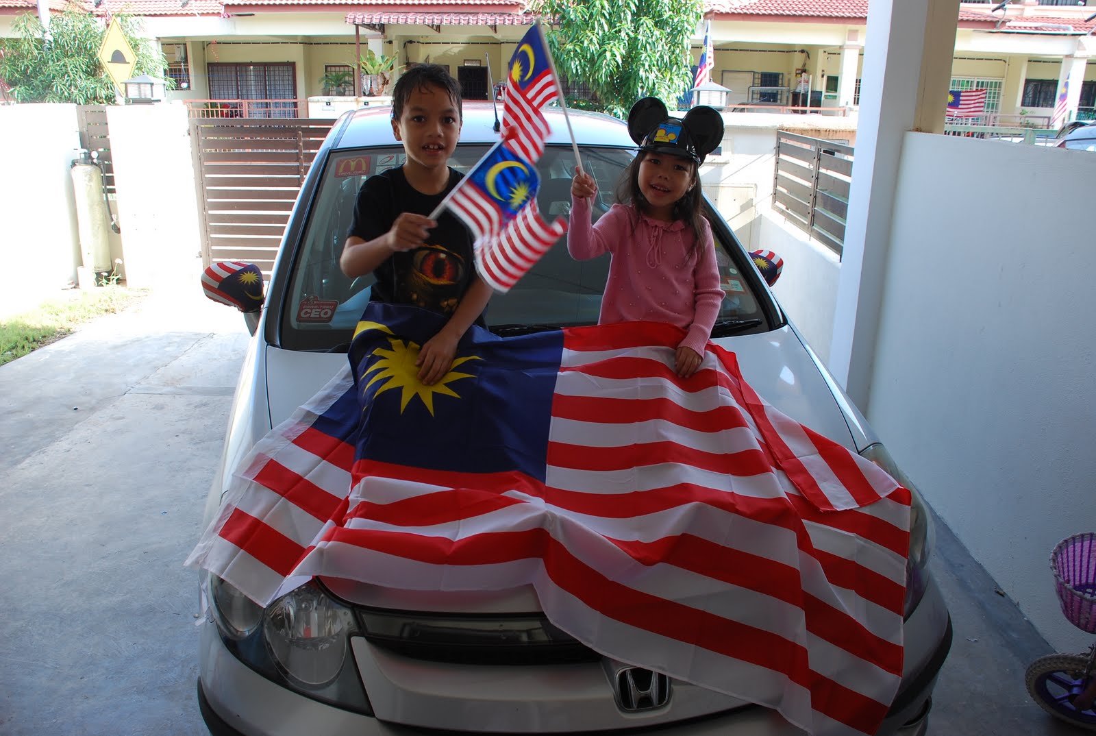 Jurnal Memori Merdeka! Merdeka! Merdeka! Merdeka! Merdeka! Merdeka