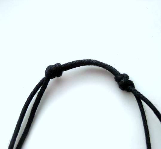 Etsy Ireland How to Tie Adjustable, Sliding Knots for Pendant Chords