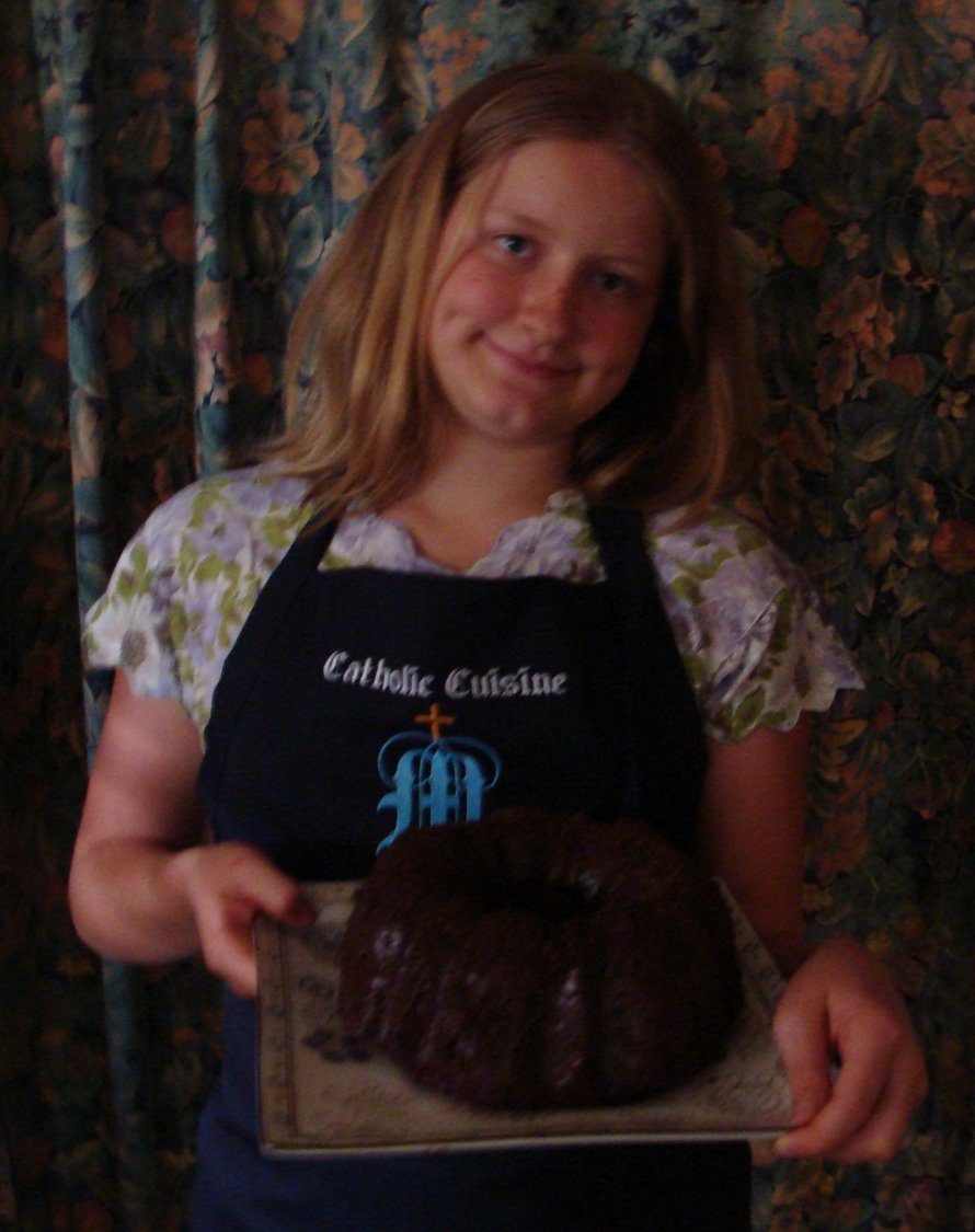 [Daughter+with+Cake.jpg]