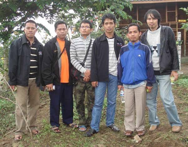 Jalan-Jalan ke Agrowisata Apel