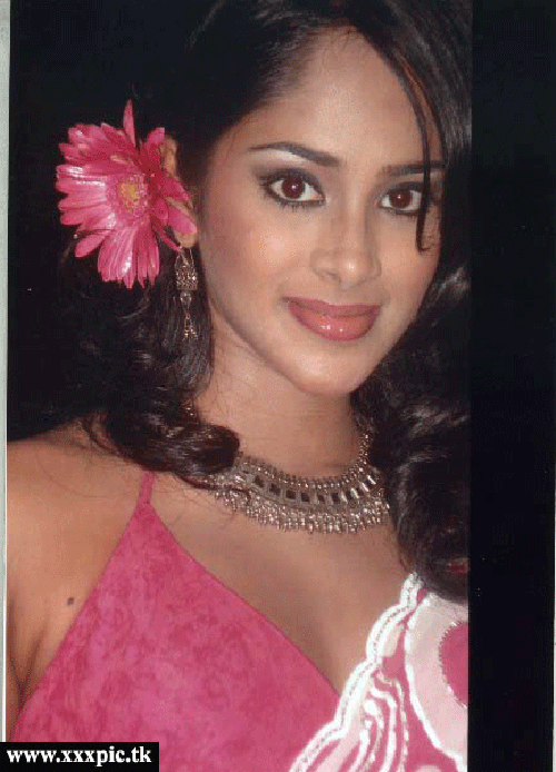 [Kishani_Alanki_Perera_31.gif]