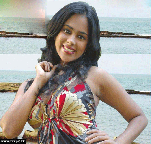 [Kishani_Alanki_Perera_39.gif]