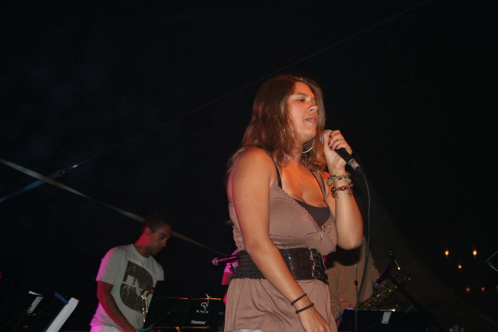 [Camacha+2008+033.jpg]