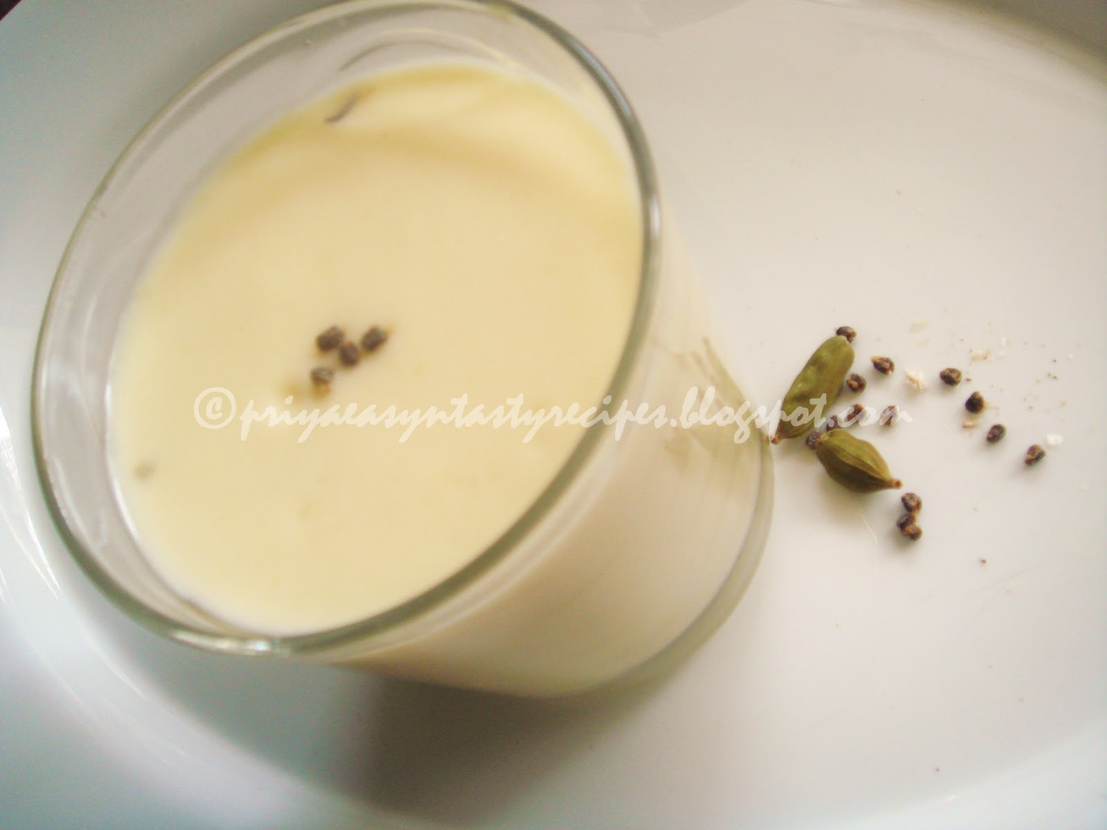 Priya's Versatile Recipes Cardamom Flavoured Pear Smoothie