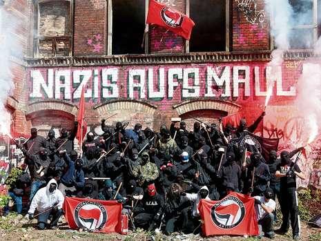 Der Rewe Markt In Der Riebeckstrasse Ist Endlich Wieder Offen