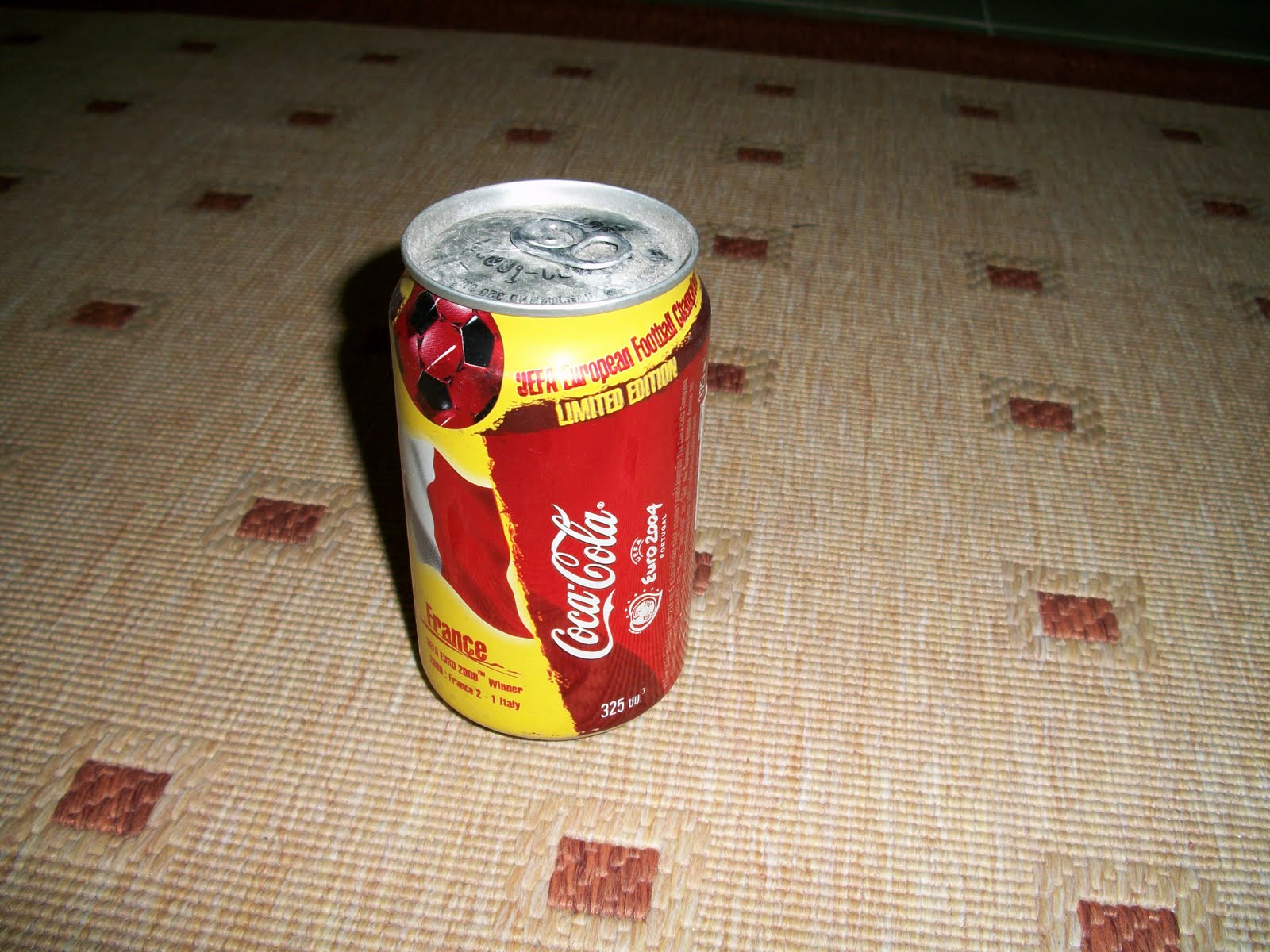 Collectible Items COCA COLA CAN UEFA EURO 2004 Limited Edition collectible-items-coca-cola-can-uefa-euro-2004-limited-edition