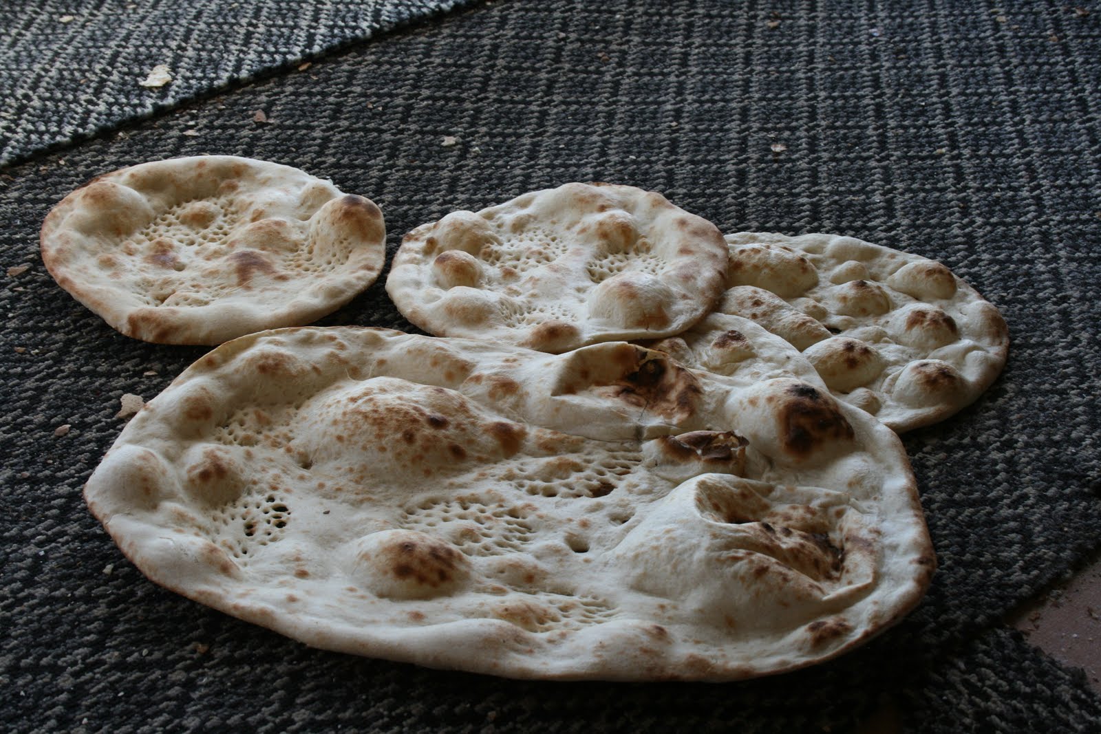 FUJAIRAH IN FOCUS Basic, Everyday Bread at the Talal Bakery in Old