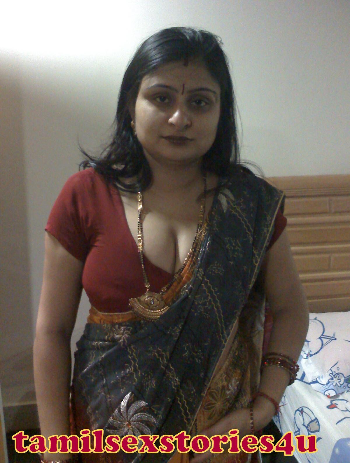 Desi House Wife Hot Picture Gallery