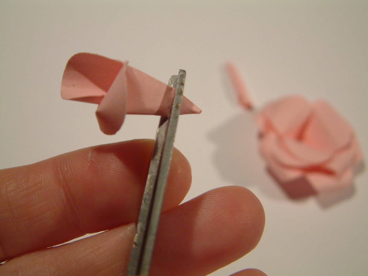  Marions Bastelstübchen: Tutorial: Papier-Rose 