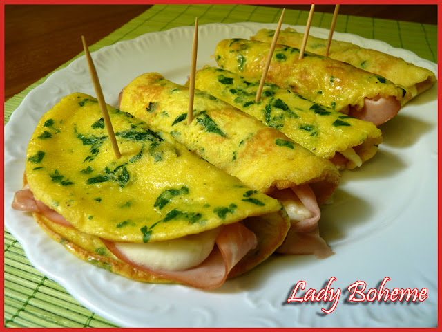 hiperica di lady boheme blog di cucina, ricette facili e veloci. Ricetta omelette con mortadella e mozzarella