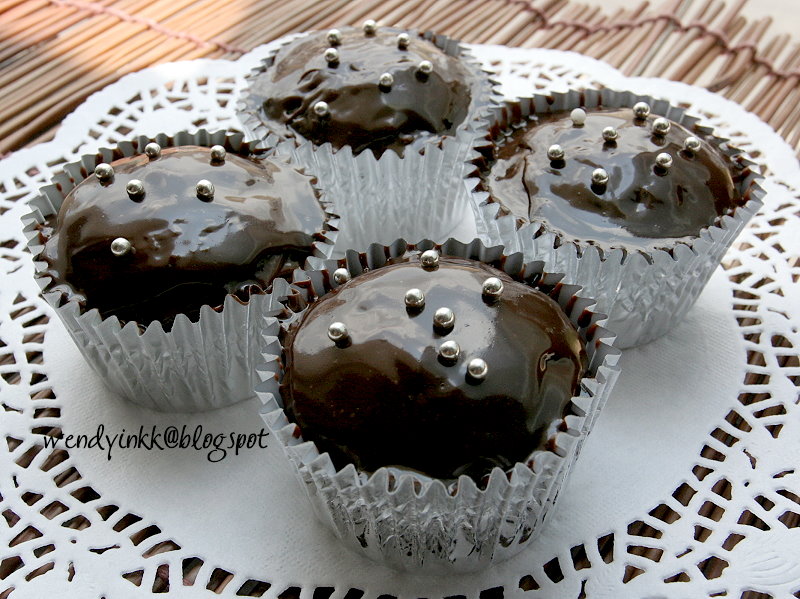 Table for 2.... or more Designer Chocolate Baby Grands