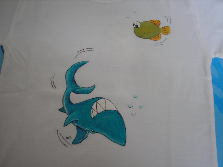 Mais uma t-shirt com peixes