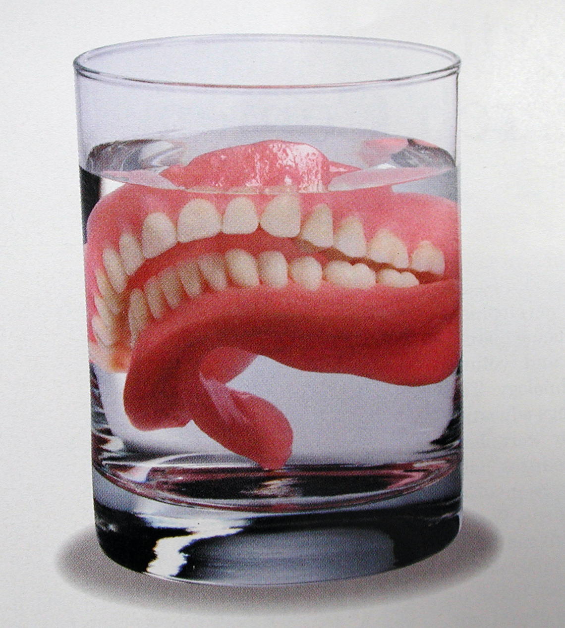 caries dentist Problems with complete dentures