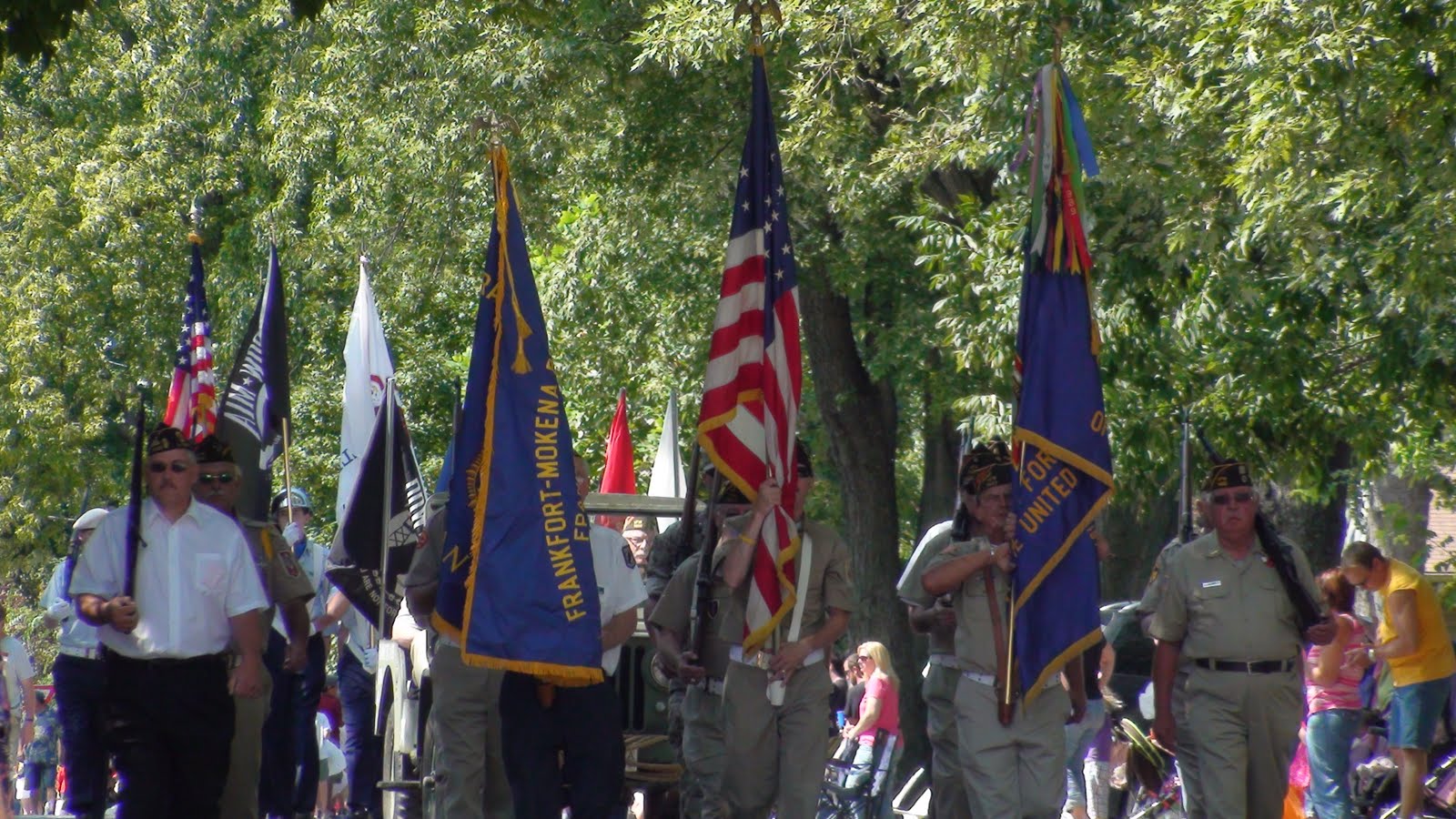 Will County News Frankfort Fall Fest Art Show and Parade