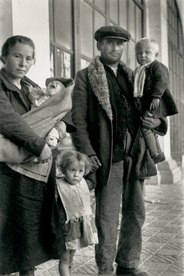 [Centelles,+familia.JPG]