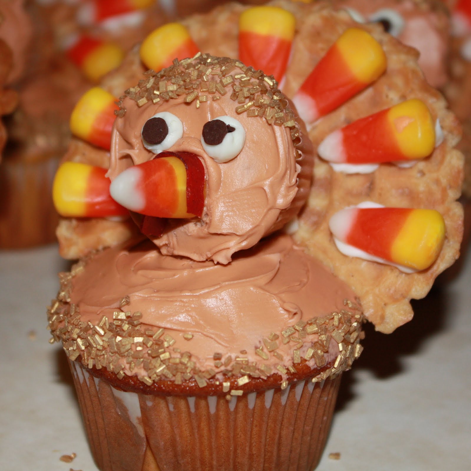 Thanksgiving Cupcake Decorating Ideas Gobble Gobble Turkey Cupcakes All Things Cupcake