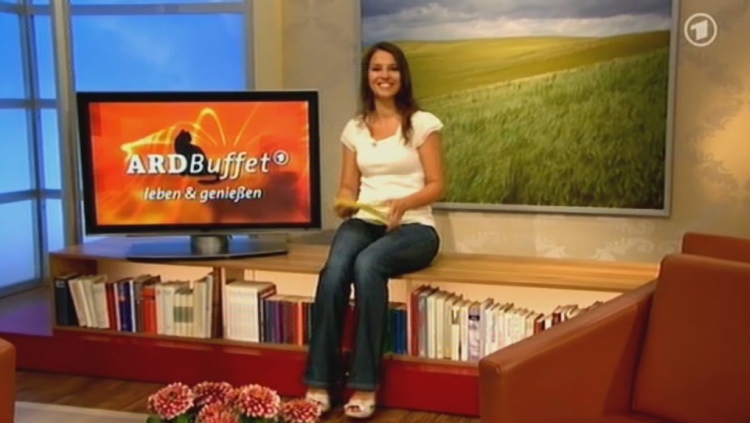 Fatma Mittler-Solak neue "ARD-Buffet" Moderatorin @ German Babes.