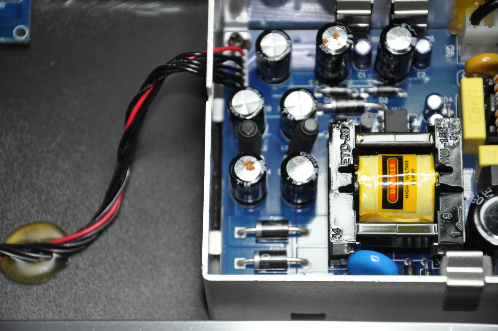 Synth.nl Blog Behringer VVerb Repair