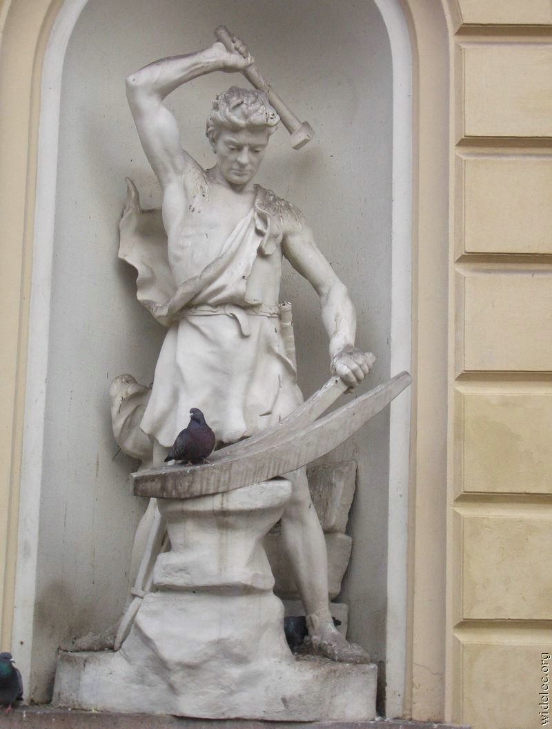 [+look+out,+bird.jpg]