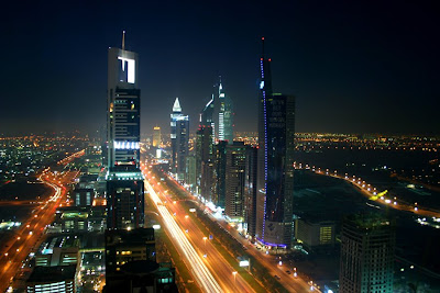http://2.bp.blogspot.com/_SvBDjjzaqUQ/SaVbbhLUVoI/AAAAAAAABas/Tqu38cWdNQQ/s400/4+City+Dubai_night_skyline.jpg