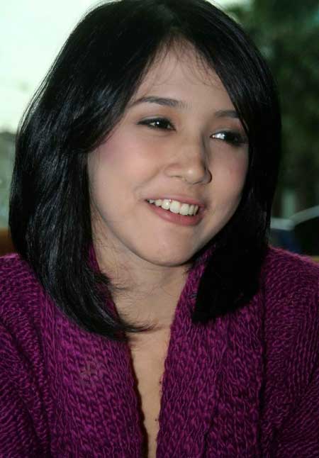 Tika putri foto hot