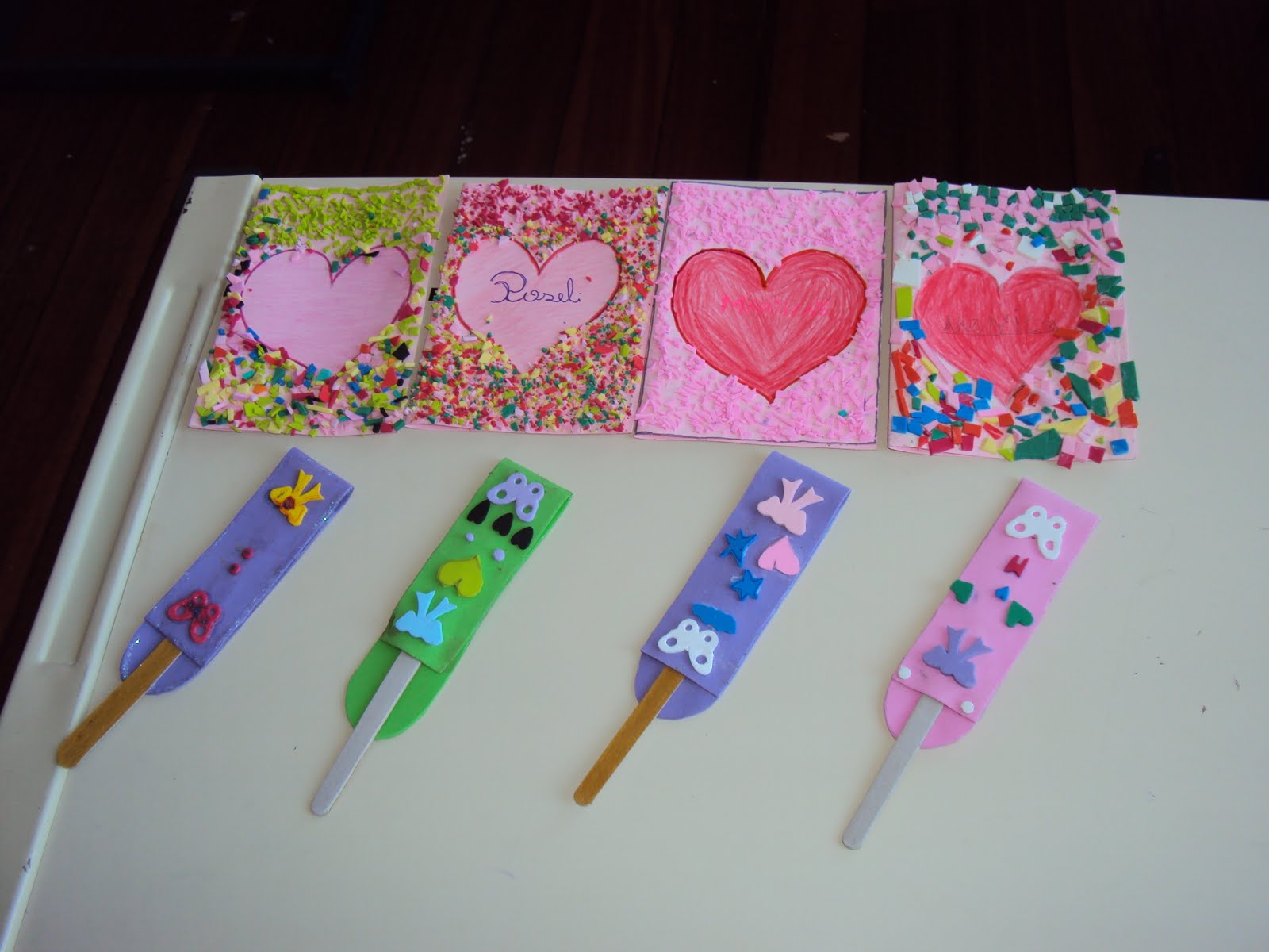 Corujinha MC: Cartão para as mães e porta lixa para unhas