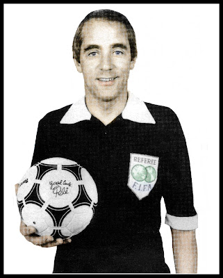 RETRO DUNDEE BOB VALENTINE REFEREE