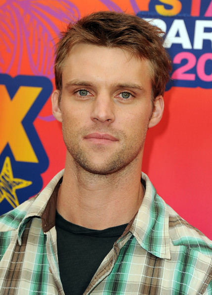 https://2.bp.blogspot.com/_TKgGMQE5Esw/TF10RmLYEtI/AAAAAAAABSU/gGxbV8_C0WE/s1600/Jesse+Spencer+1.jpg