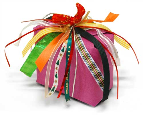 [Ribbons+lots+box.jpg]