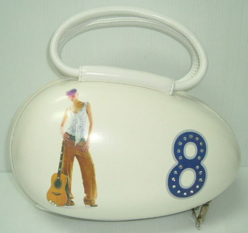 [egg+shaped+bag.jpg]