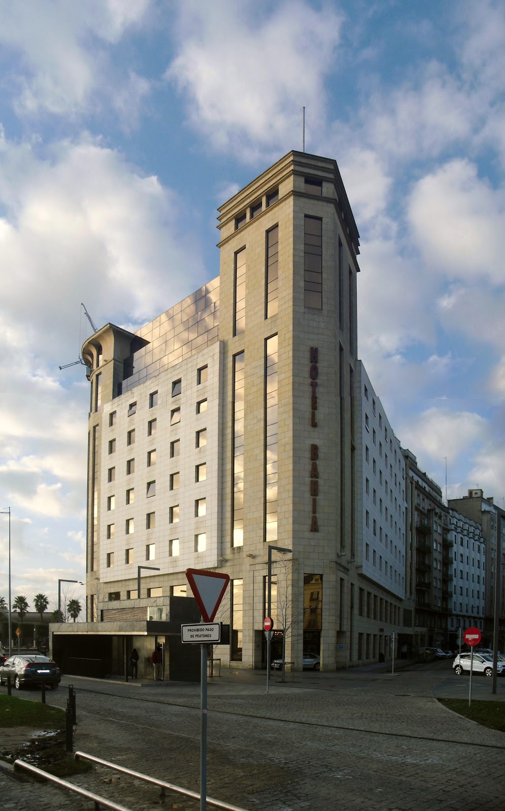 la ciudad habla: PLAZA DE ALFONSO XIII EN SANTANDER