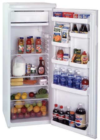 [summit-refrigerator-freezer-mid-size-b925.jpg]