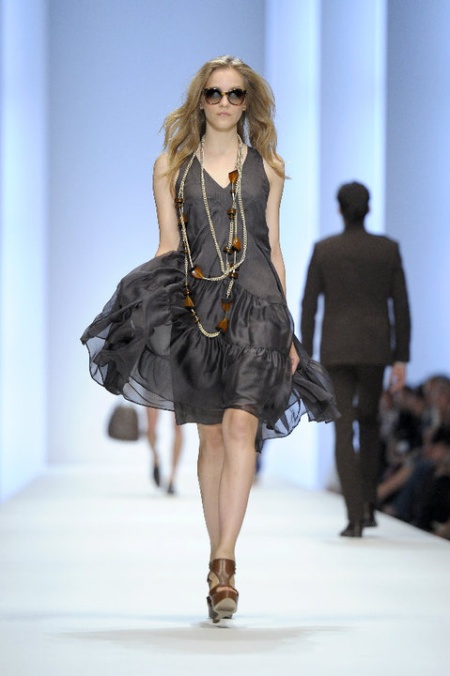 Fashion Galery: Boss: Vestidos fiesta 2011