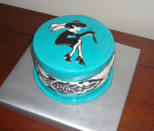 [101+Birthday+at+Tiffany's+Cake.jpg]