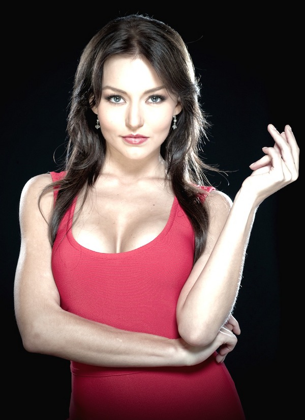 http://2.bp.blogspot.com/_TSpEc3dwCbY/TFmCkD3-l5I/AAAAAAAABCw/XDzL3Q7sOpE/s1600/teresa+angelique+boyer+telenovela.jpg