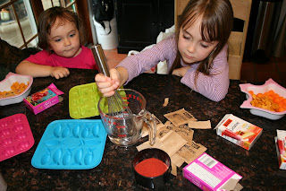 Pink and Green Mama: Daddy Camp: Make Your Own Gummy Candy