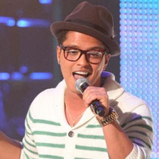 eMP3 Music Download: Bruno Mars - Grenade Lyrics & Video