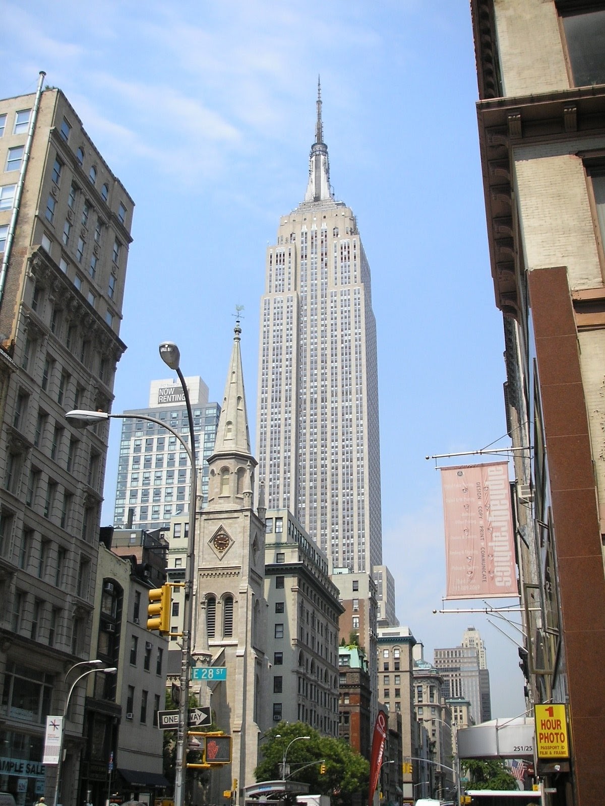 [empire_state_building_4.jpg]