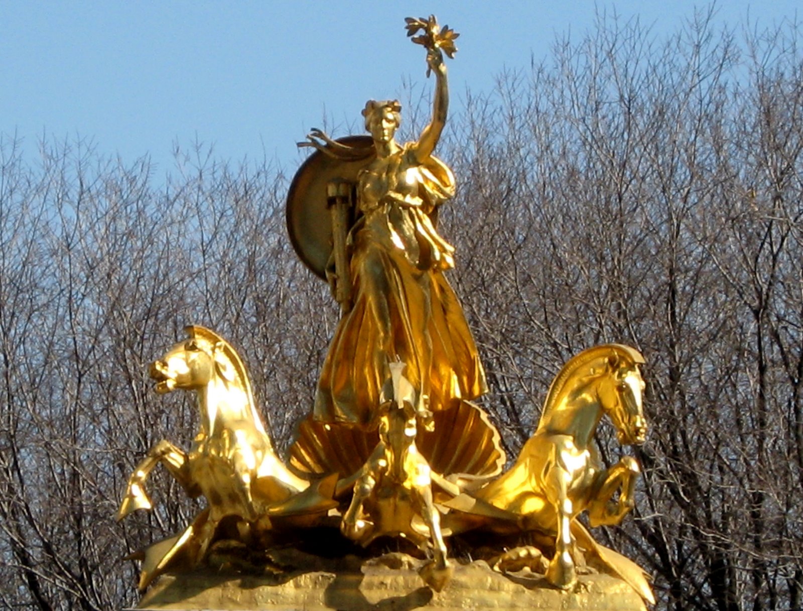 [maine_monument.jpg]