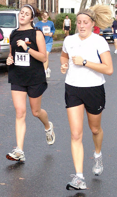 Molly and Maggi finishing, Thanksgiving Day 5k Turkey Trot, 2004