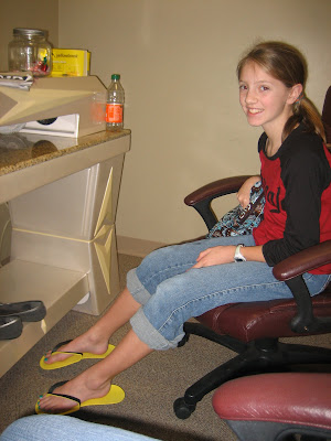 The Warrens: Rebecca's first Pedicure