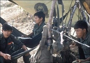 [Vietnam+War+04a.JPG]