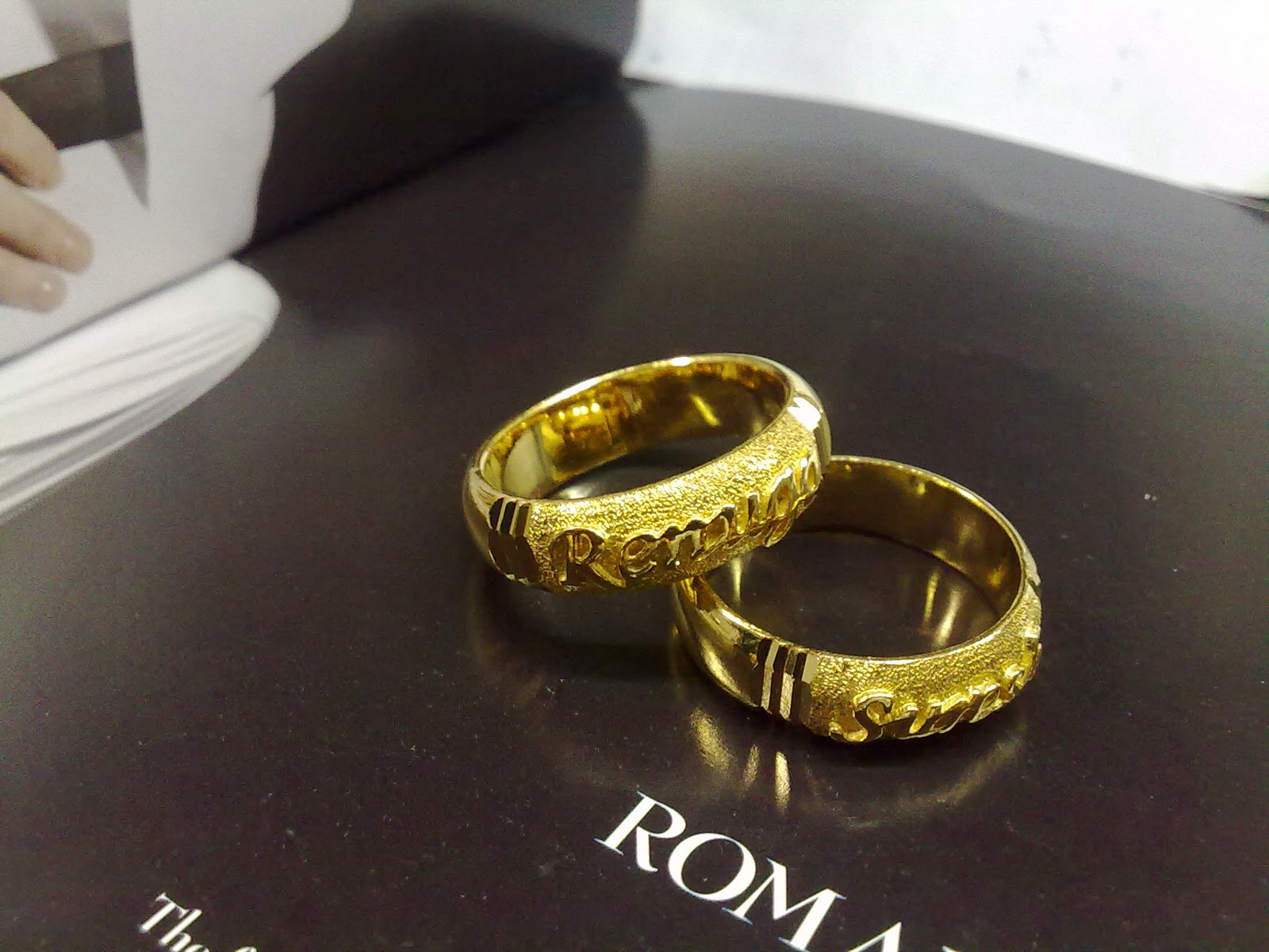 Custom made jewellery Engagement rings
