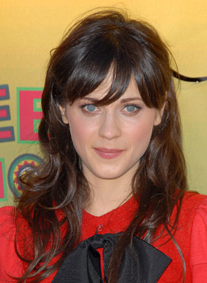 [Zooey_Deschanel+Aug_2006.jpg]