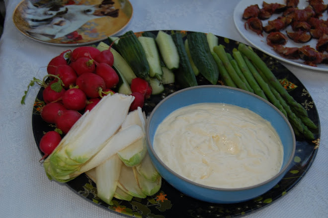 crudites and garlic mayonaise
