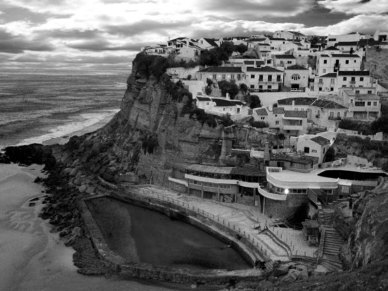 [Azenhas+do+mar.jpg]