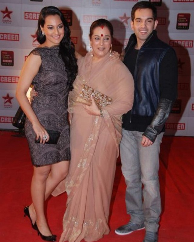 Star Screen Awards Photos - Aishwarya, Katrina, Priyanka, Sonakshi, Dia