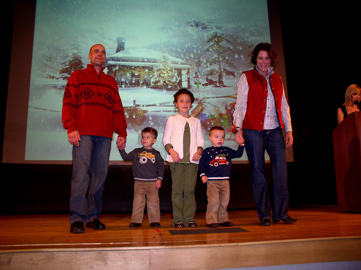 [2007FashionShow3.jpg]