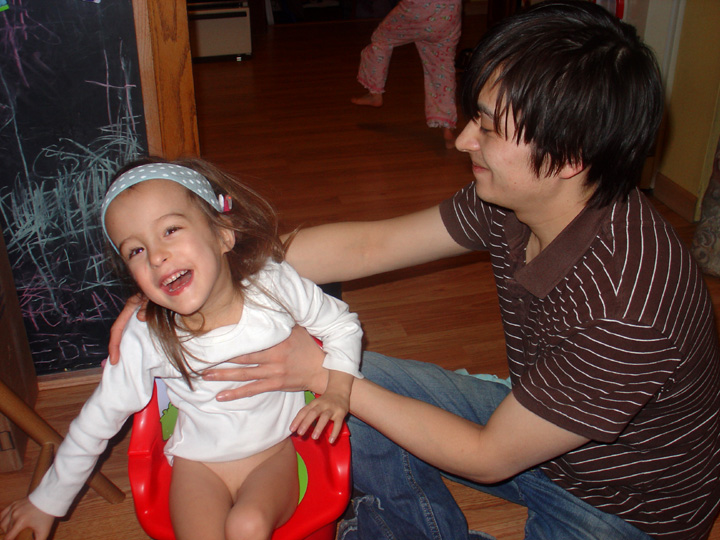 [2008.02.14EdenPotty.jpg]