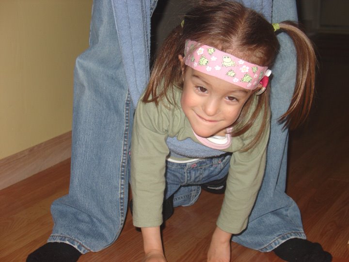 [2008.04.0EdenDoggie.jpg]